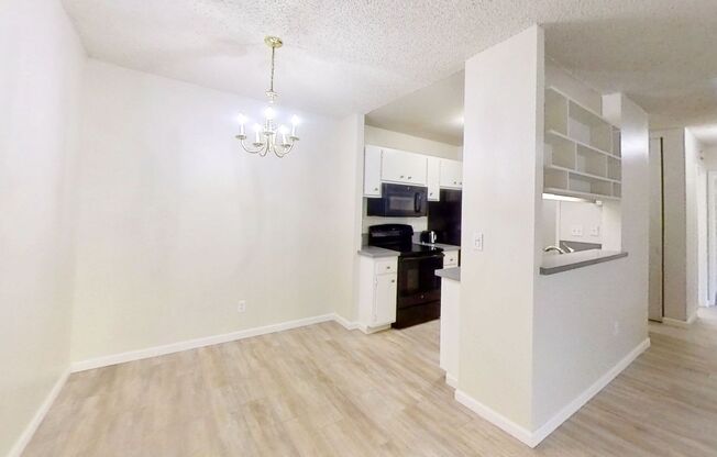 2 beds, 2 baths, 950 sqft, $3,200, Unit 104