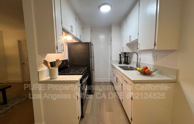 3337 S DURANGO AVE