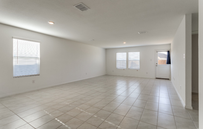 111 LEMONGRASS DR