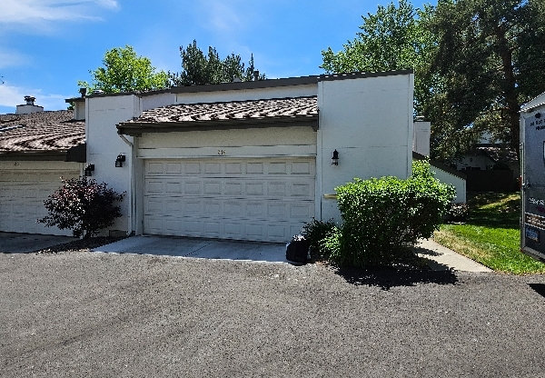 314 LORRAINE CT