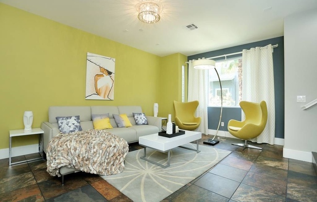 COMING SOON!!  LUXURY 3BD/2.5BA TOWNHOUSE! FURNISHED!