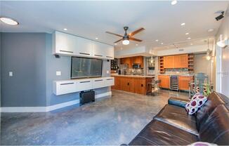 First Floor  2/2 CONDO NEAR DISNEY AND CELEBRATION. MUST SEE!