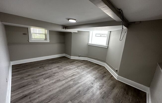 Stylish and Affordable: Renovated 2-Bedroom Basement Unit Steps from Midtown and Wayne State