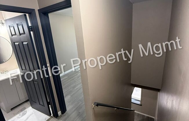 1717 S Tucker Blvd (Maintenance Call First)