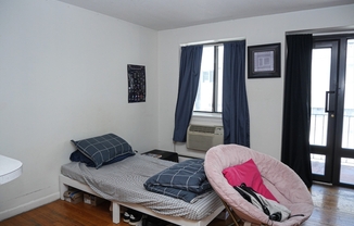 Studio, 1 bath, 999 sqft, $1,895, Unit 16