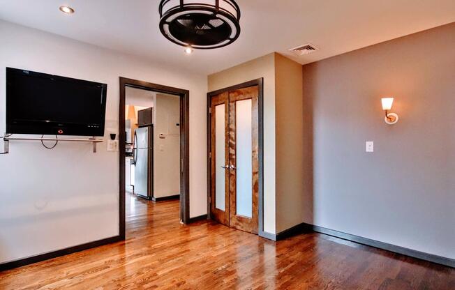 1 bed, 1 bath, $7,000, Unit PHA