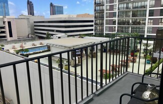 2 beds, 2 baths, $2,750, Unit #9F