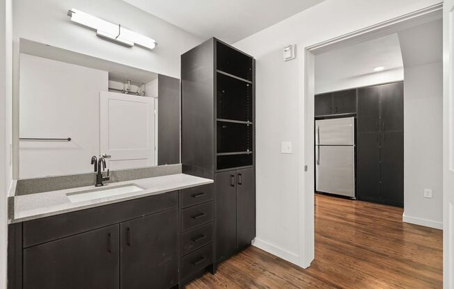 2 beds, 1 bath, 660 sqft, $2,850, Unit 311