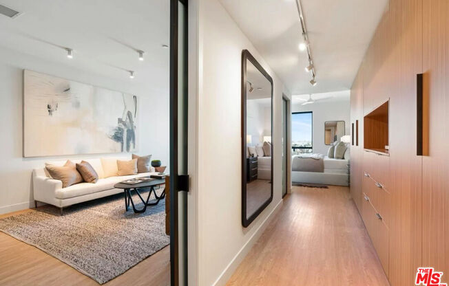 1 bed, 1 bath, $3,850, Unit 322