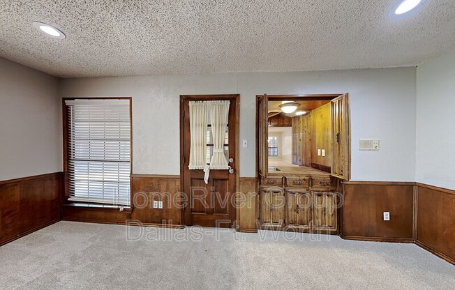 1108 HUNTINGTON DR