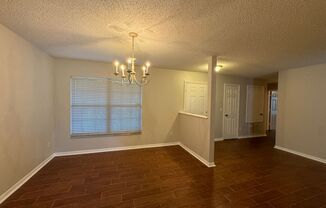 5 beds, 3 baths, $2,895