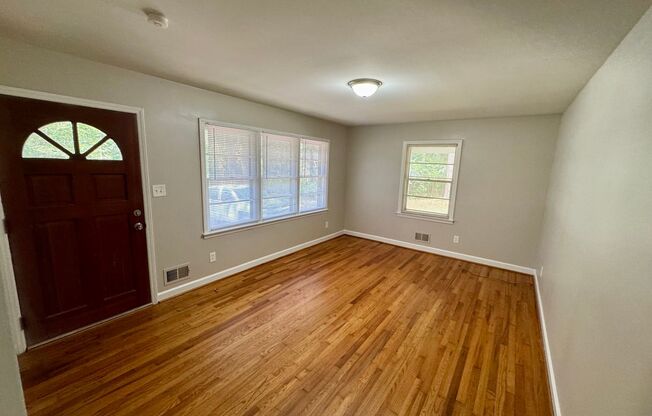 505 Locust Ln. - 3BR Ranch Home on Cul-de-sac with Large Yard