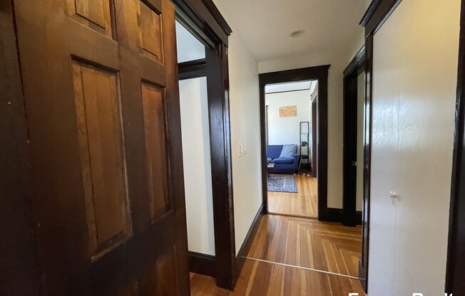 56 Hobson St