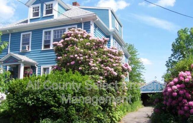 14 HOSMER ST