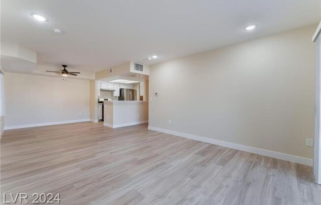 Remodeled Downstairs 2-Bedroom / 2-Bathroom Unit