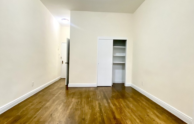 Studio, 1 bath, $2,595, Unit 2B