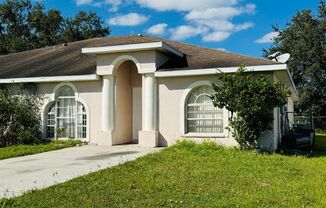 Charming 4 beds 2 baths in Poinciana