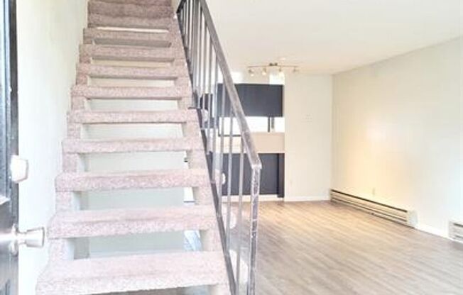 Auburn Triplex