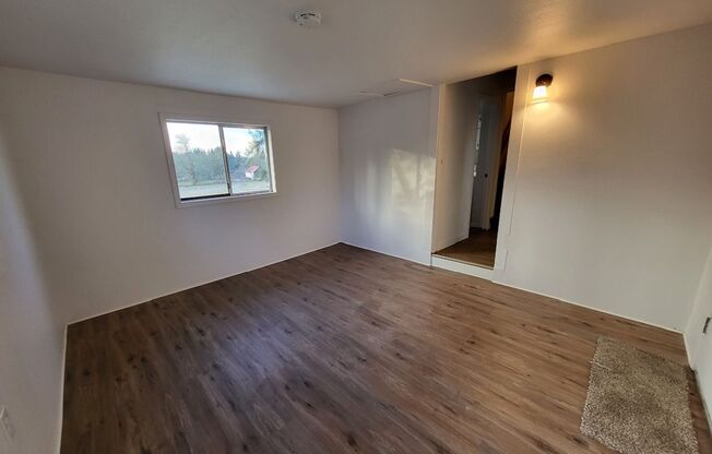 2 beds, 1 bath, $1,795