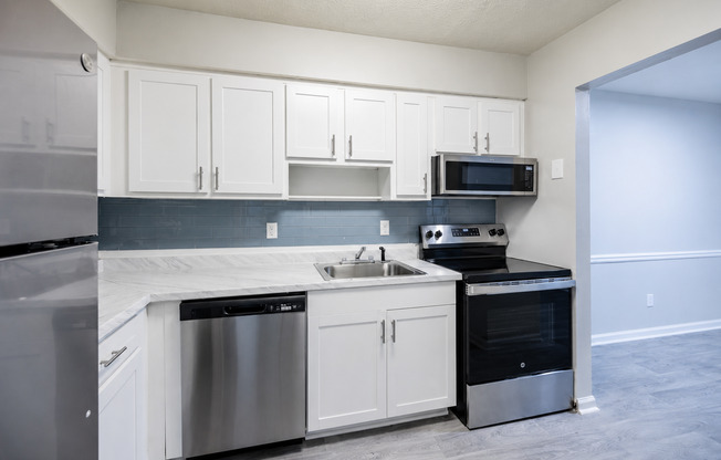 2 beds, 1 bath, 805 sqft, $1,100, Unit S251