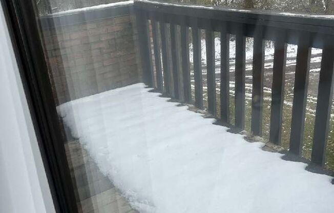 1 bed, 1 bath, 694 sqft, $945, Unit 5345L