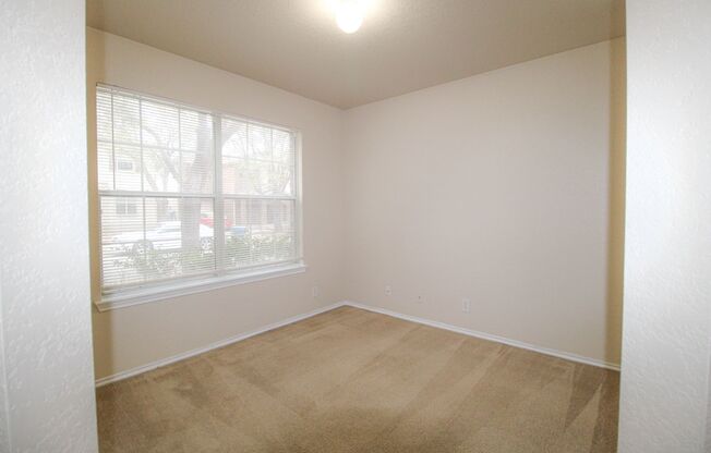 16130 Branching Oaks