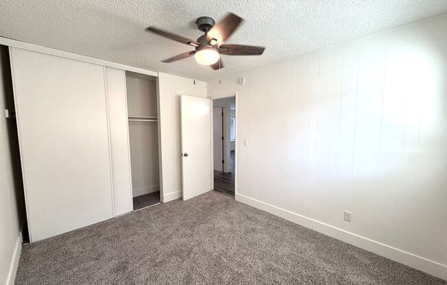 2 beds, 1 bath, 890 sqft, $1,415, Unit 13