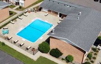 overview of The Gates of Rochester apartments in Rochester MN