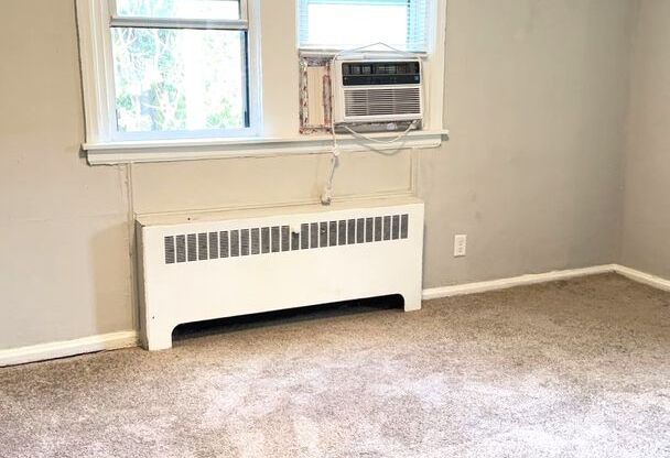 1 bed, 1 bath, 800 sqft, $1,295, Unit Unit 9-D