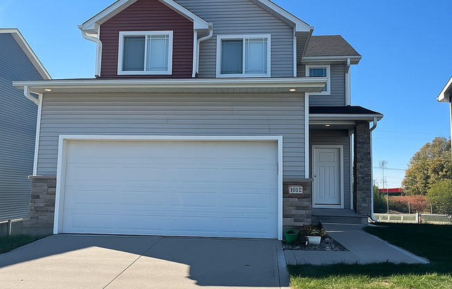 Beautiful, single-family home in Altoona! Call Today!