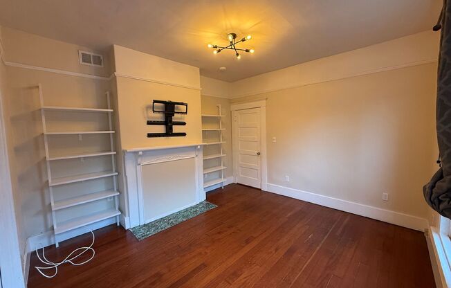 2921-2923 20th Street