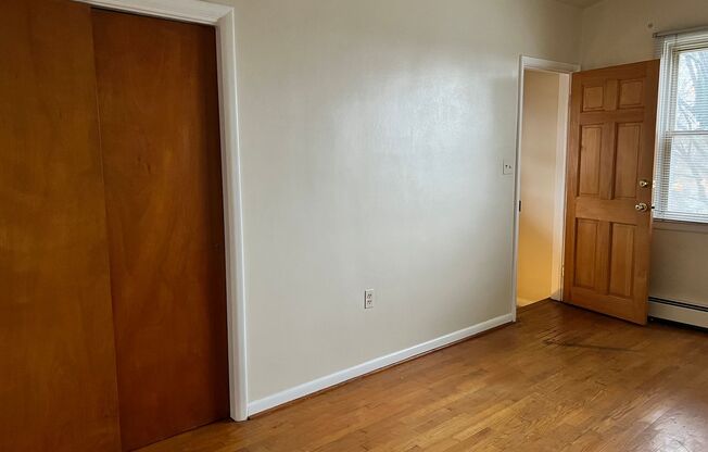 For Rent: Cozy Living at Ridgeview Ave