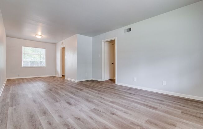 3 beds, 1 bath, $1,699