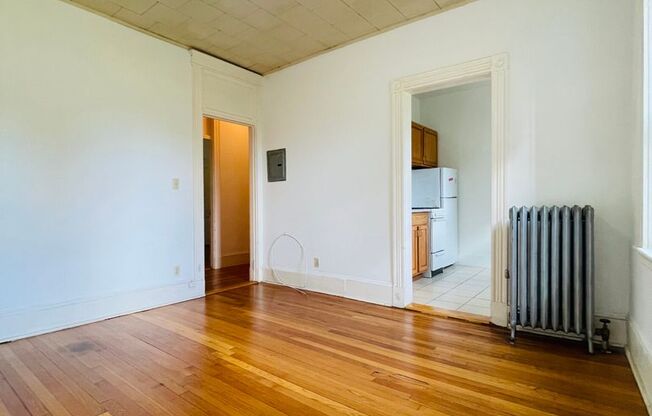 1 bed, 1 bath, 471 sqft, $2,900, Unit 14P-15