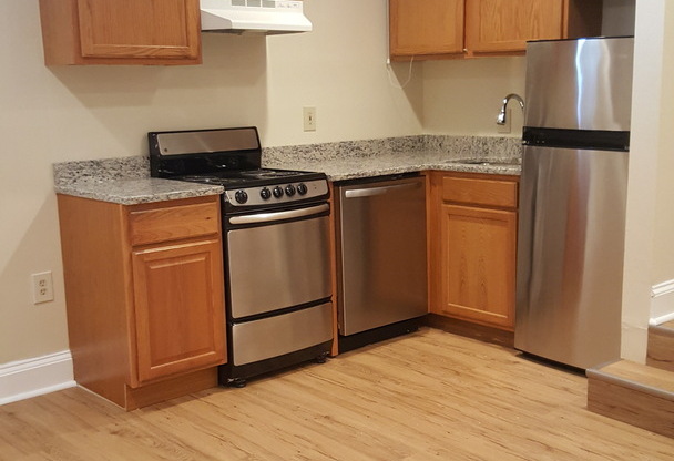 1 bed, 1 bath, 425 sqft, $1,724, Unit B5