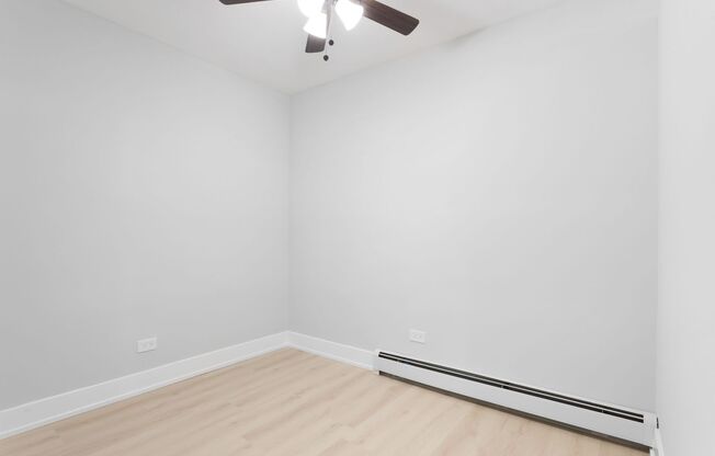 2 beds, 1 bath, 596 sqft, $2,250, Unit 212