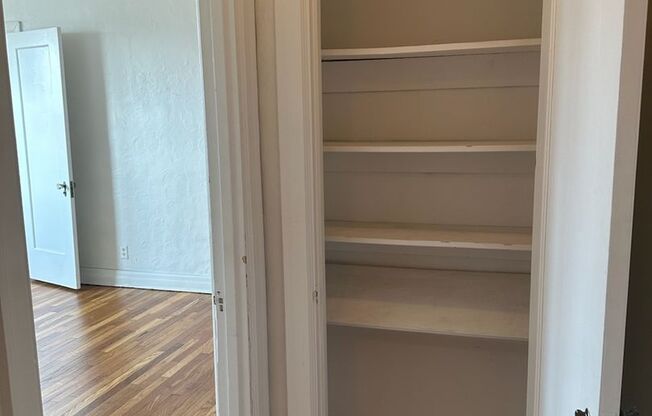 2 beds, 2 baths, 1,303 sqft, $2,165, Unit New King Edward  502