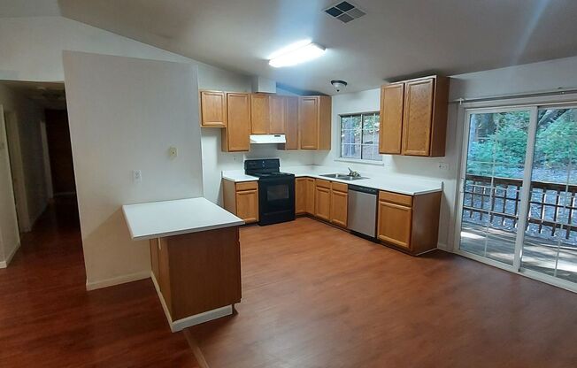 3 beds, 2 baths, $2,295