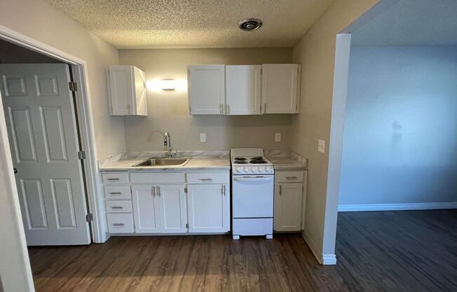 1 bed, 1 bath, 600 sqft, $1,450, Unit 24