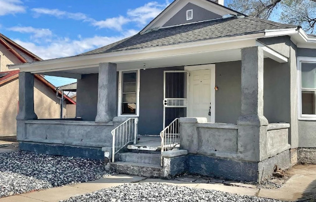 521 VETA AVE