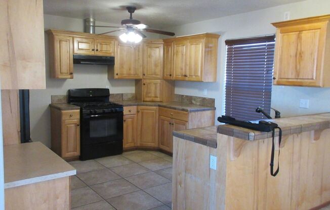 5 beds, 3 baths, $1,995