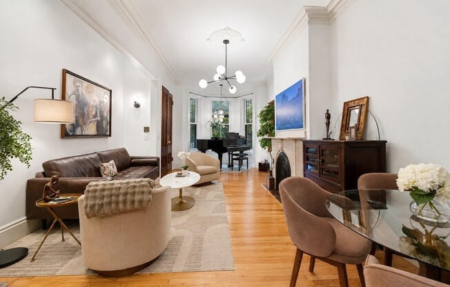 36 HOLYOKE ST