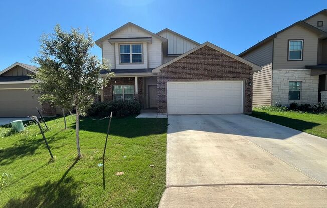 7923 Navarro Mills