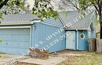 3 beds, 2 baths, $1,595