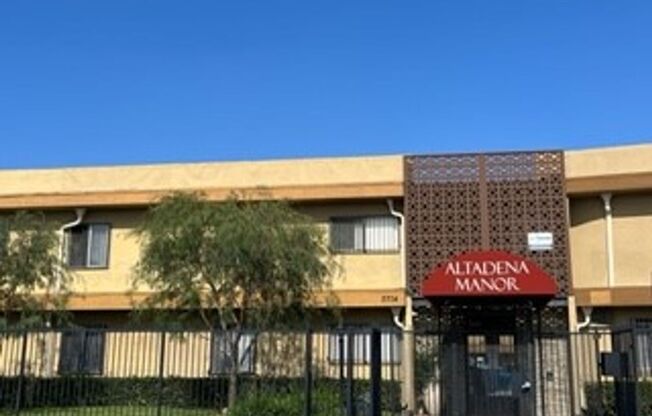 Altadena  (Altadena Manor Apartments)