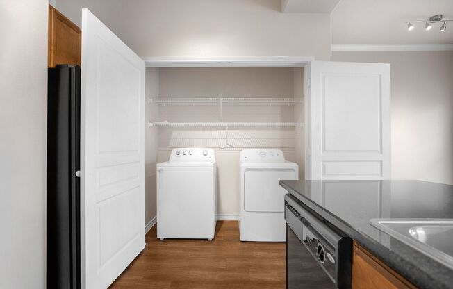 2 beds, 2 baths, 1,141 sqft, $2,102, Unit 01-129