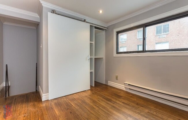 219 E 23rd Street