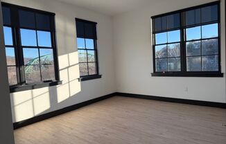 Fantastic one bedroom with den and balcony at Watermark in Easton