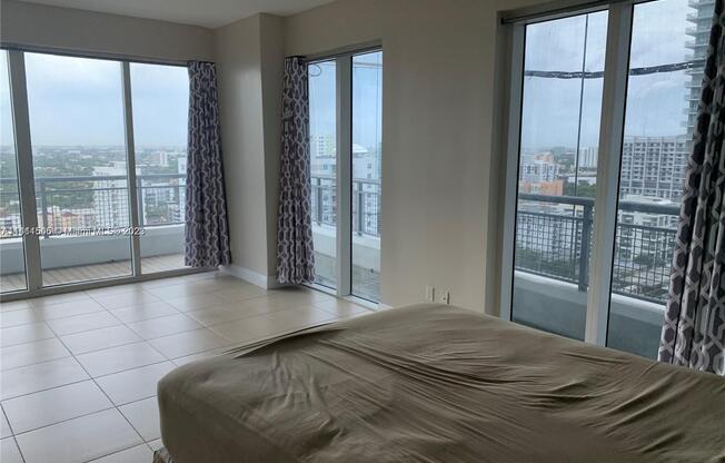60 SW 13 ST