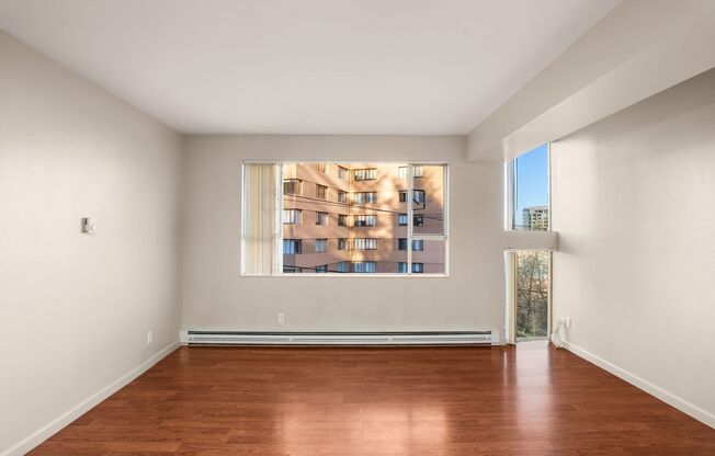 1 bed, 1 bath, 587 sqft, $1,395, Unit 306